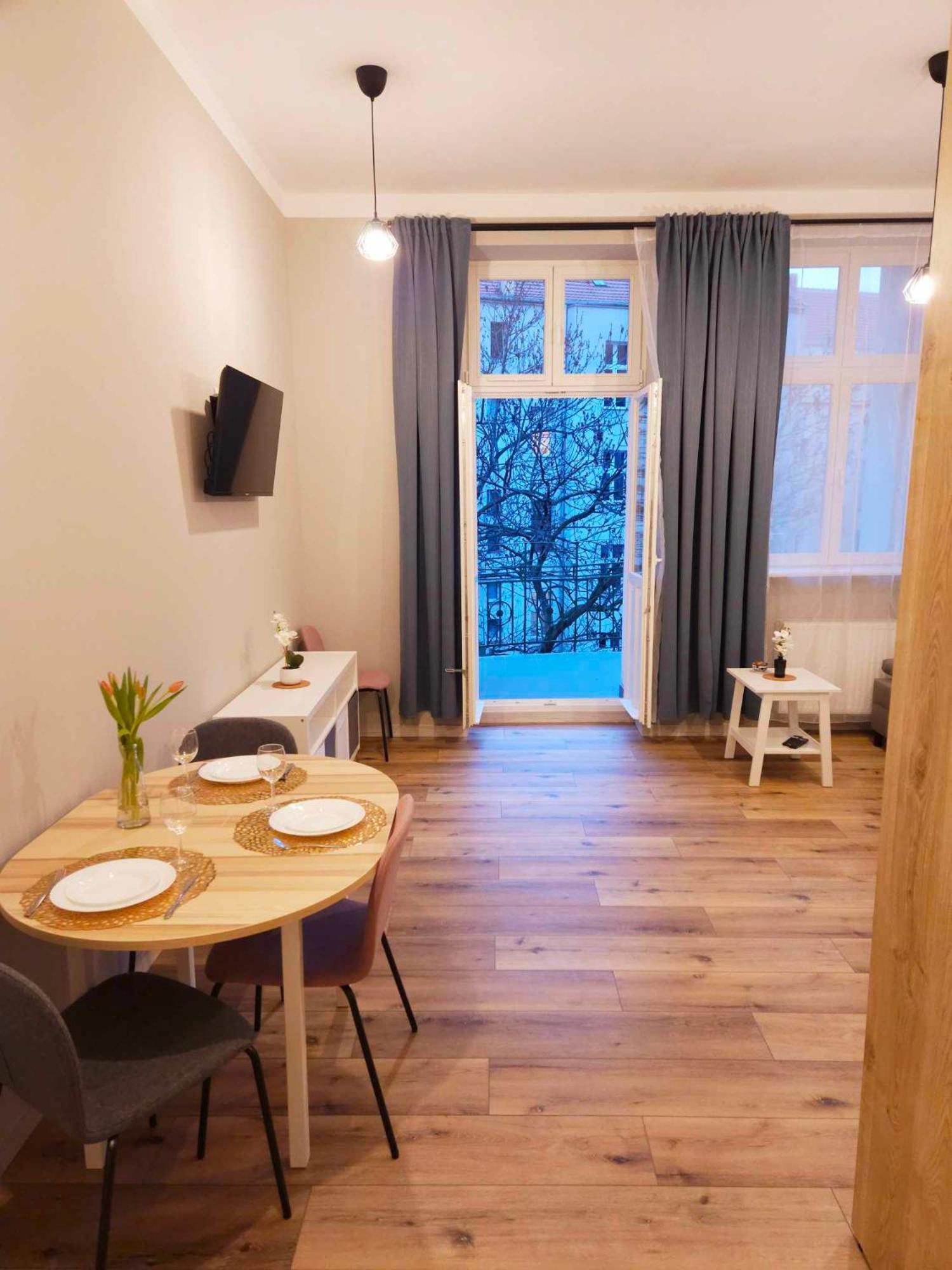 Justinrent 3 Leilighet Legnica Eksteriør bilde